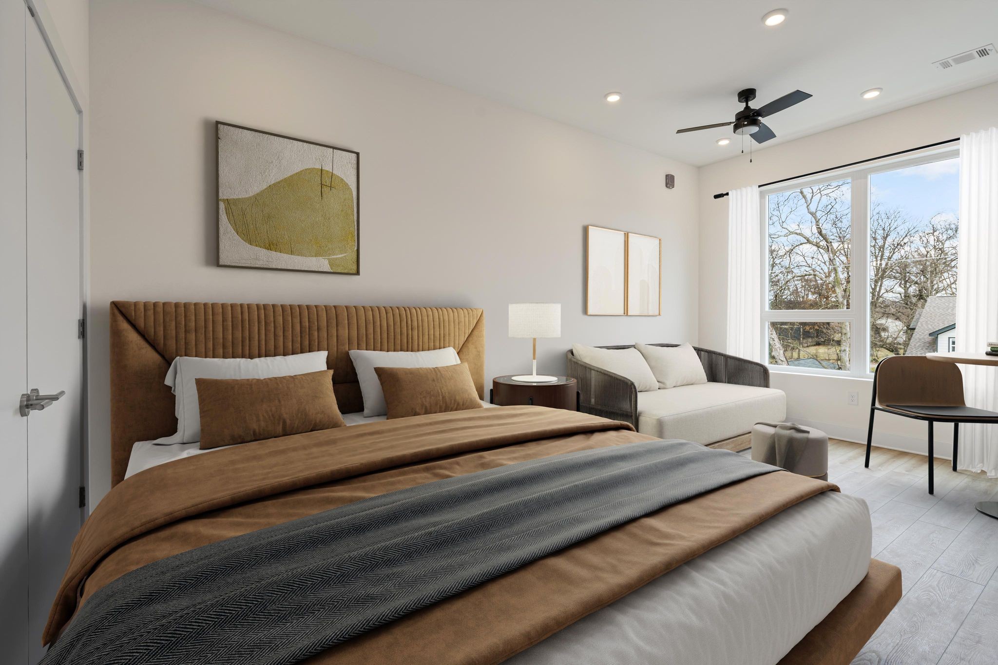 1310 Lischey Ave 305