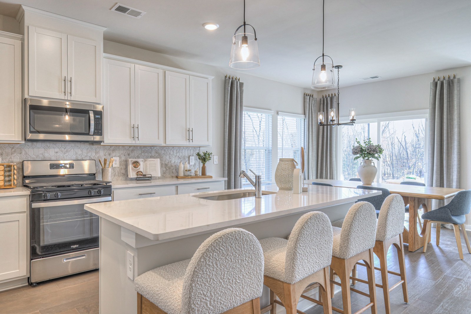 5184 Greentree Drive