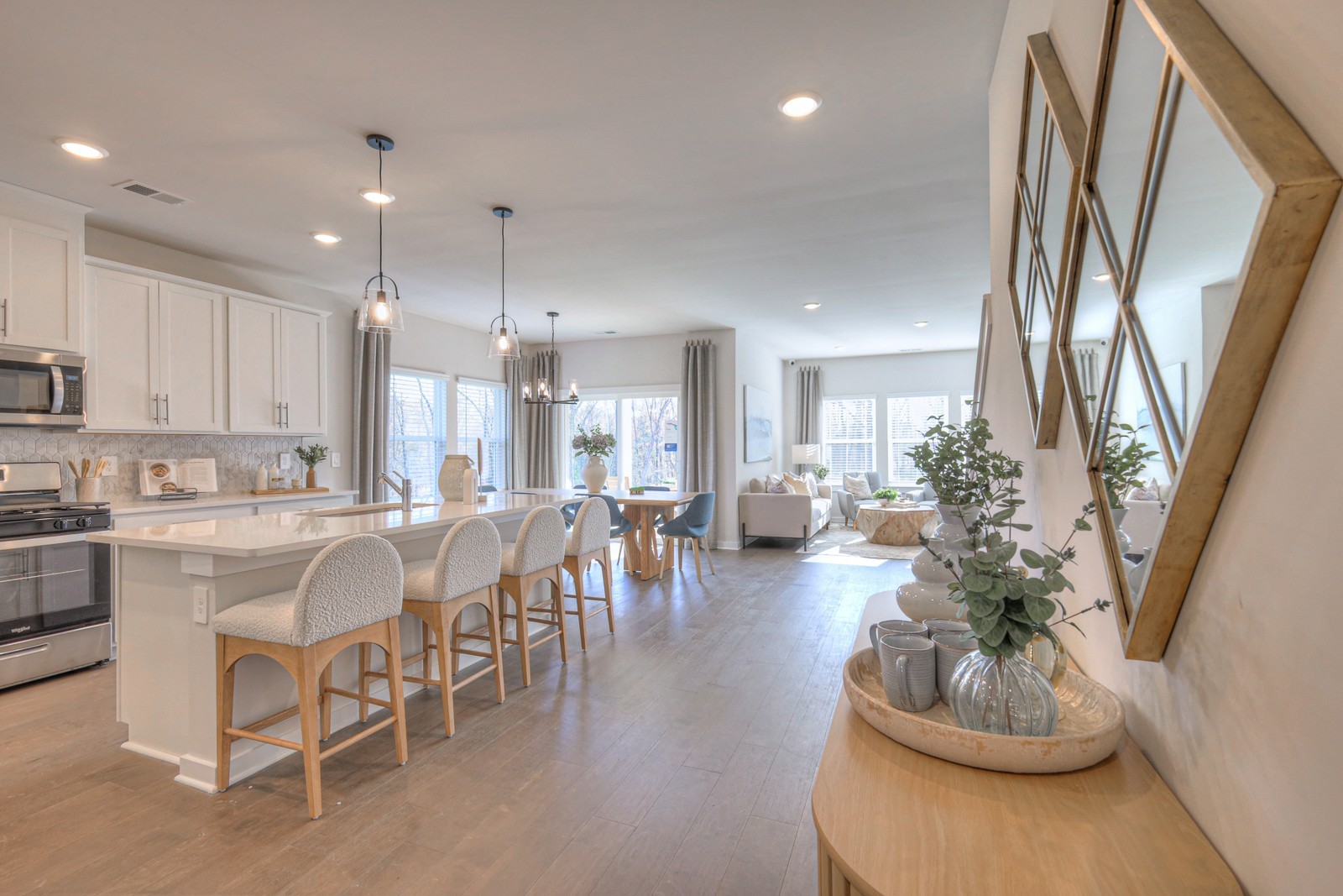 5184 Greentree Drive