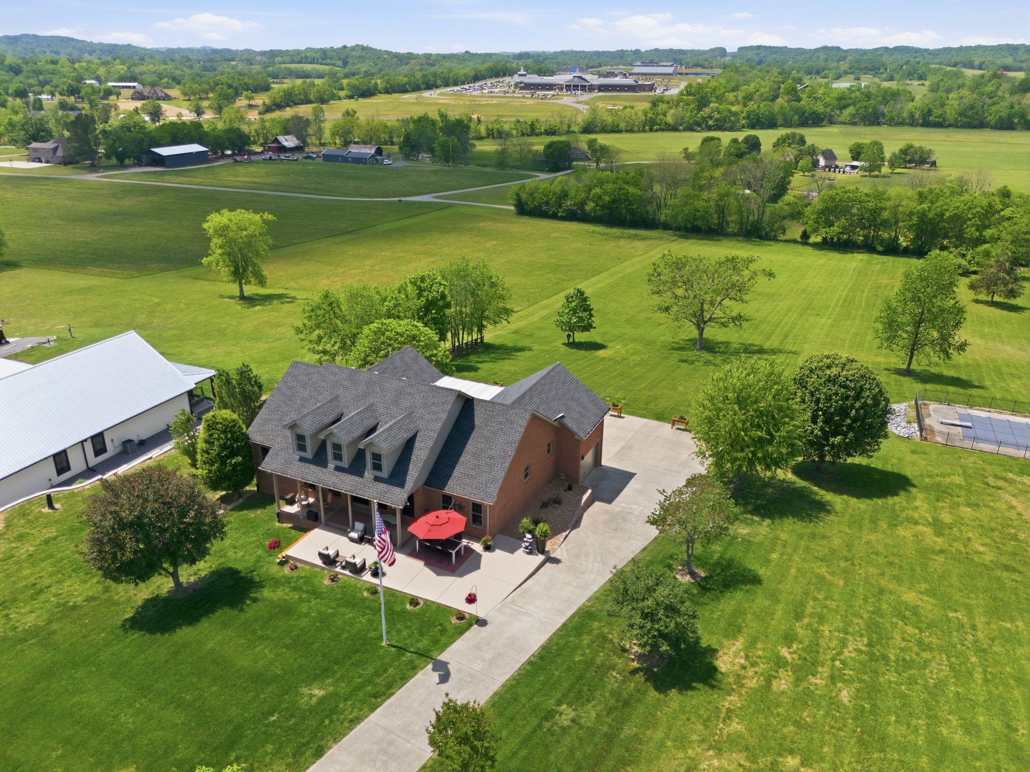 1838 Liberty Ln