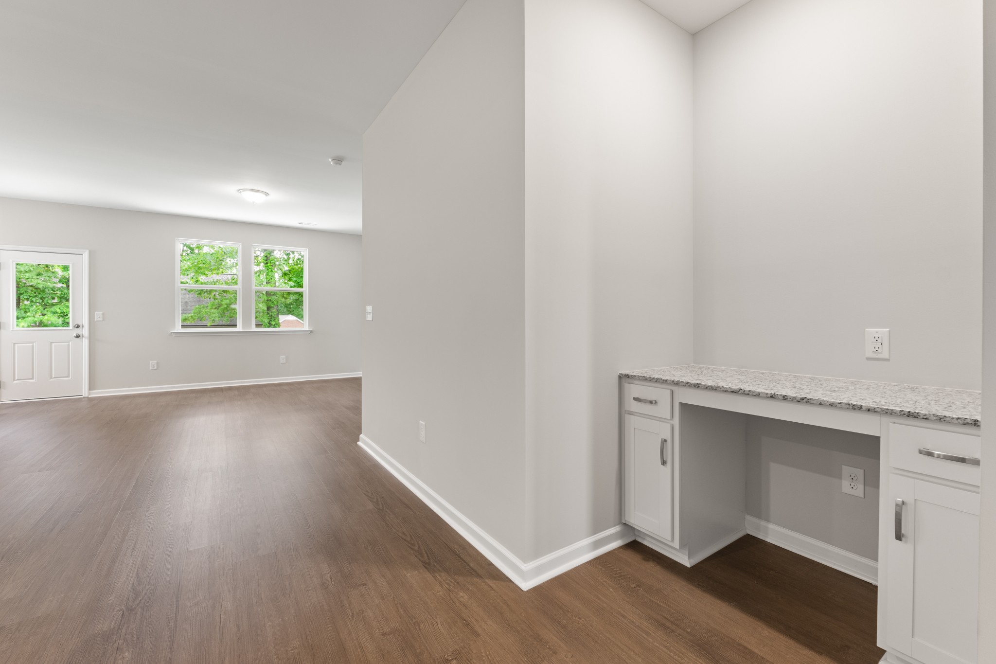 34 Aurora Cir