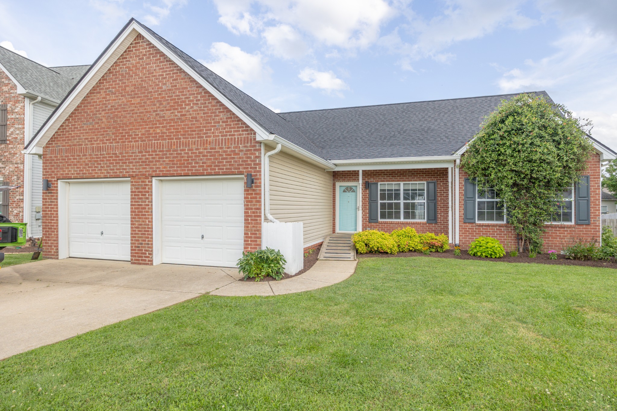 1905 Bugle Ct