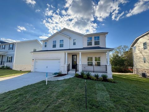 137 Rose Hannah Dr Gallatin TN 37066