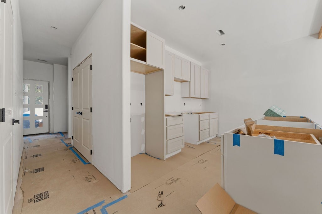 812 Powdermill Road 2