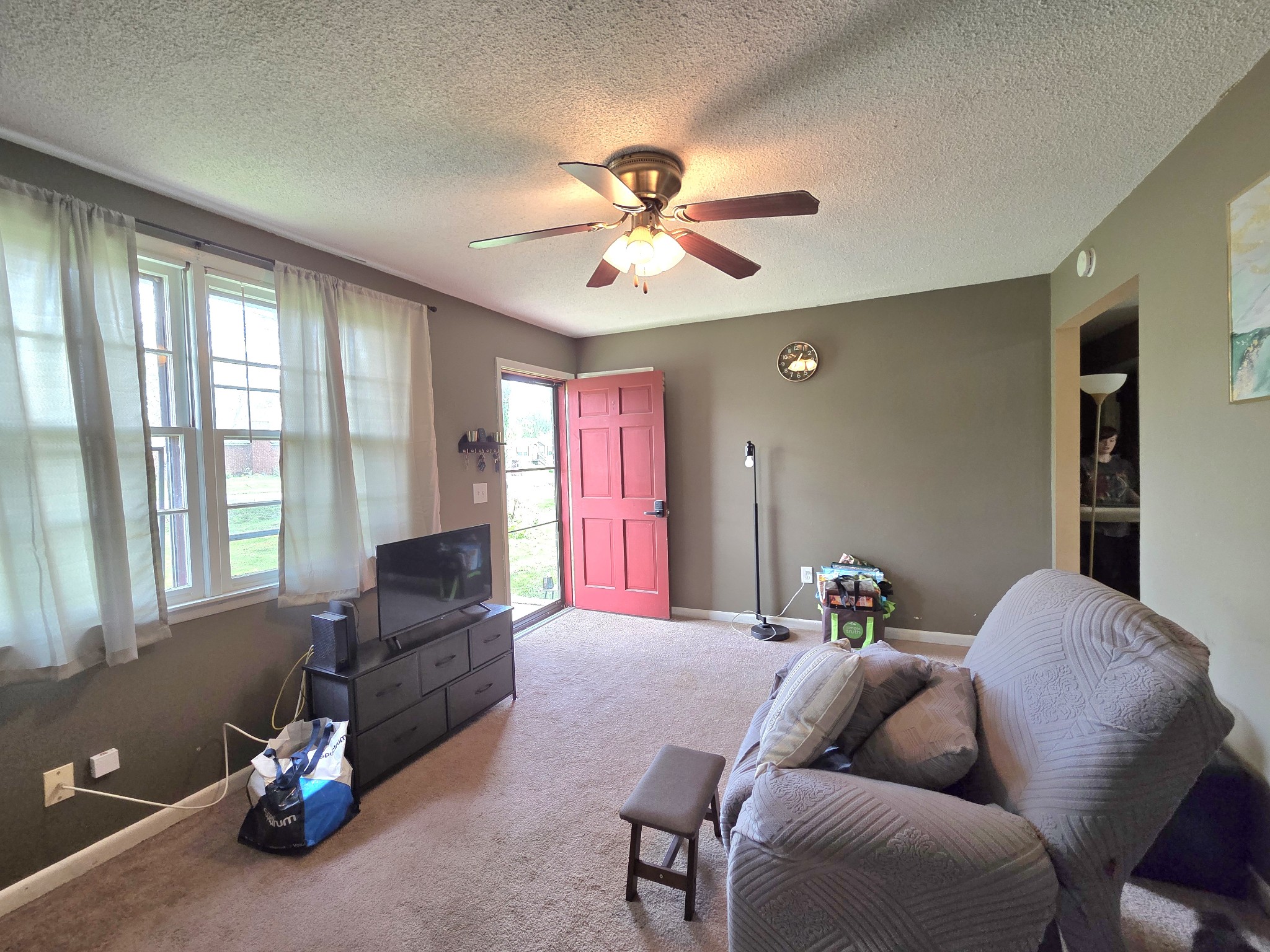 189 Rigney Dr