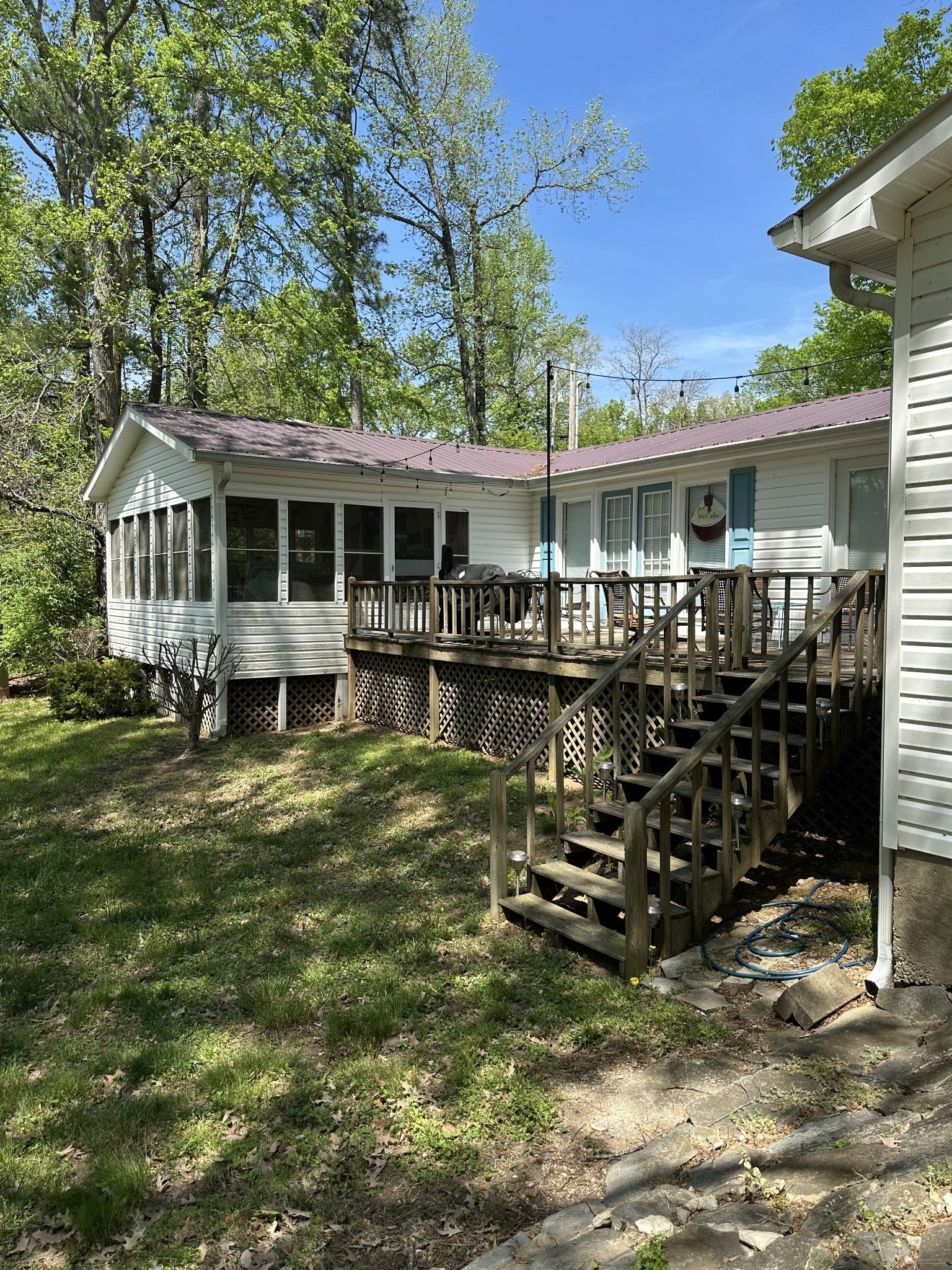 28 Cottage Cir
