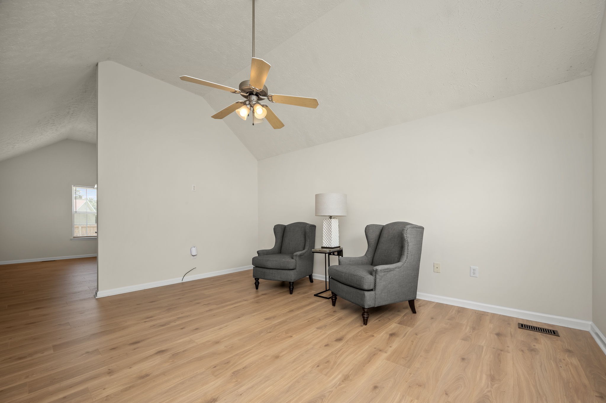 225 Callender Ct