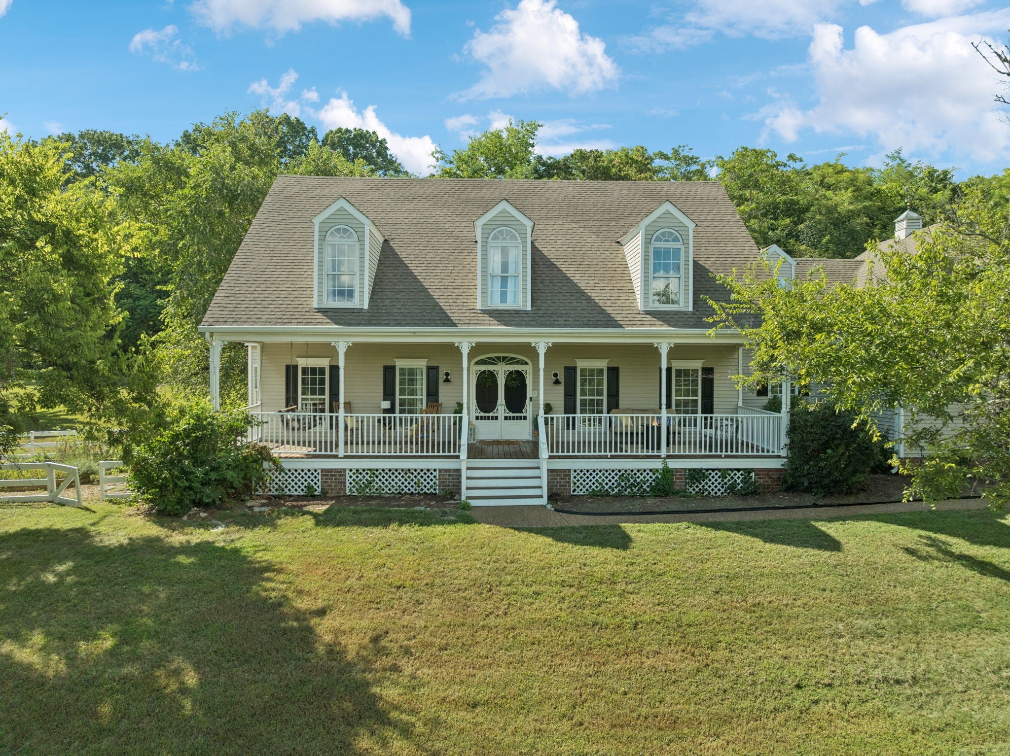 4235 Little Pond Ln