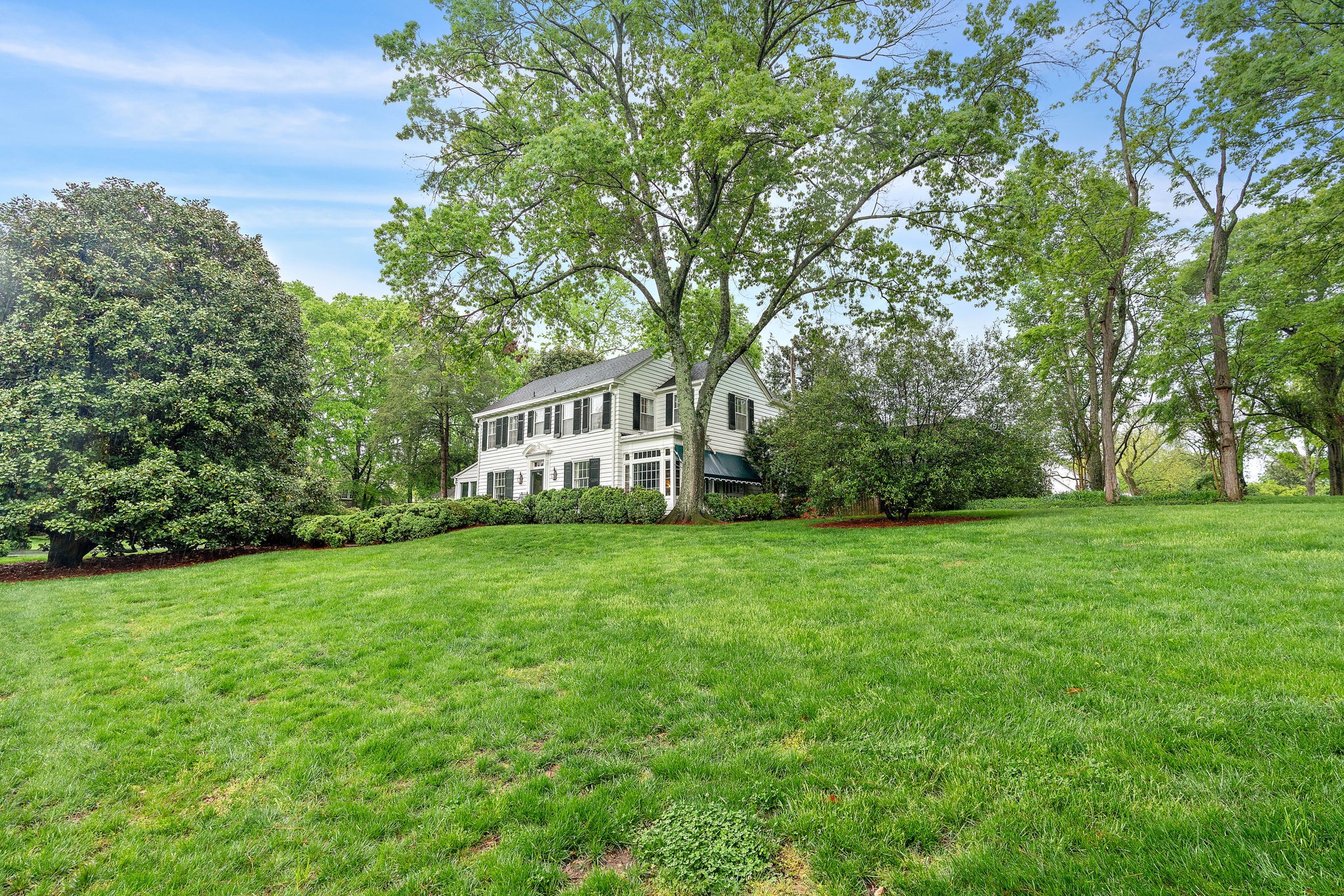 407 Leake Ave