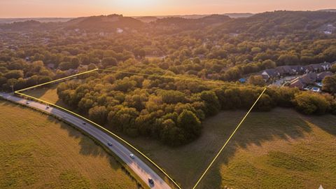 0 S Berrys Chapel Franklin TN 37069