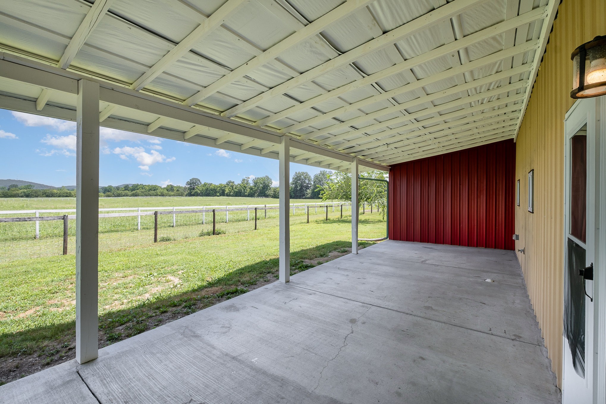 129 Highway 82 East