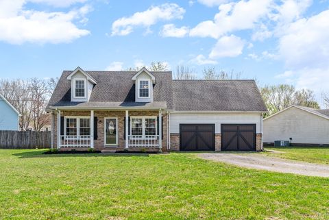 3433 Oak Lawn Dr Clarksville TN 37042