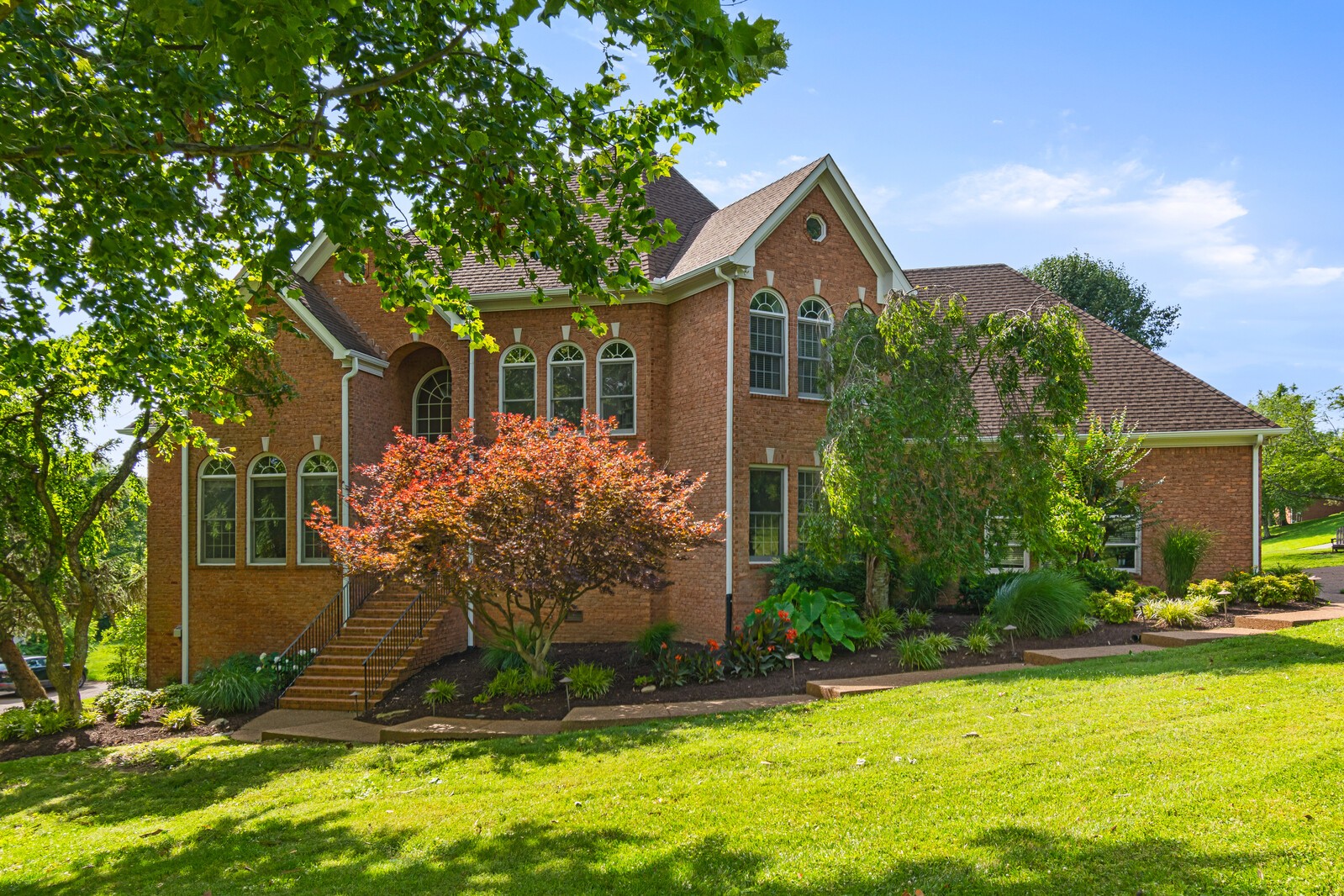 9547 Thoroughbred Way