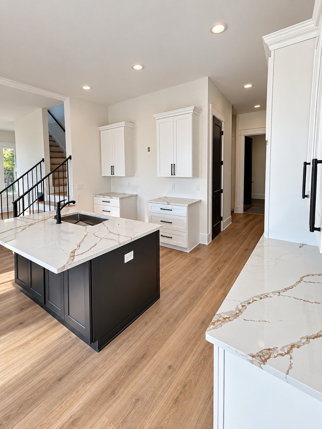 115 Belaire Dr