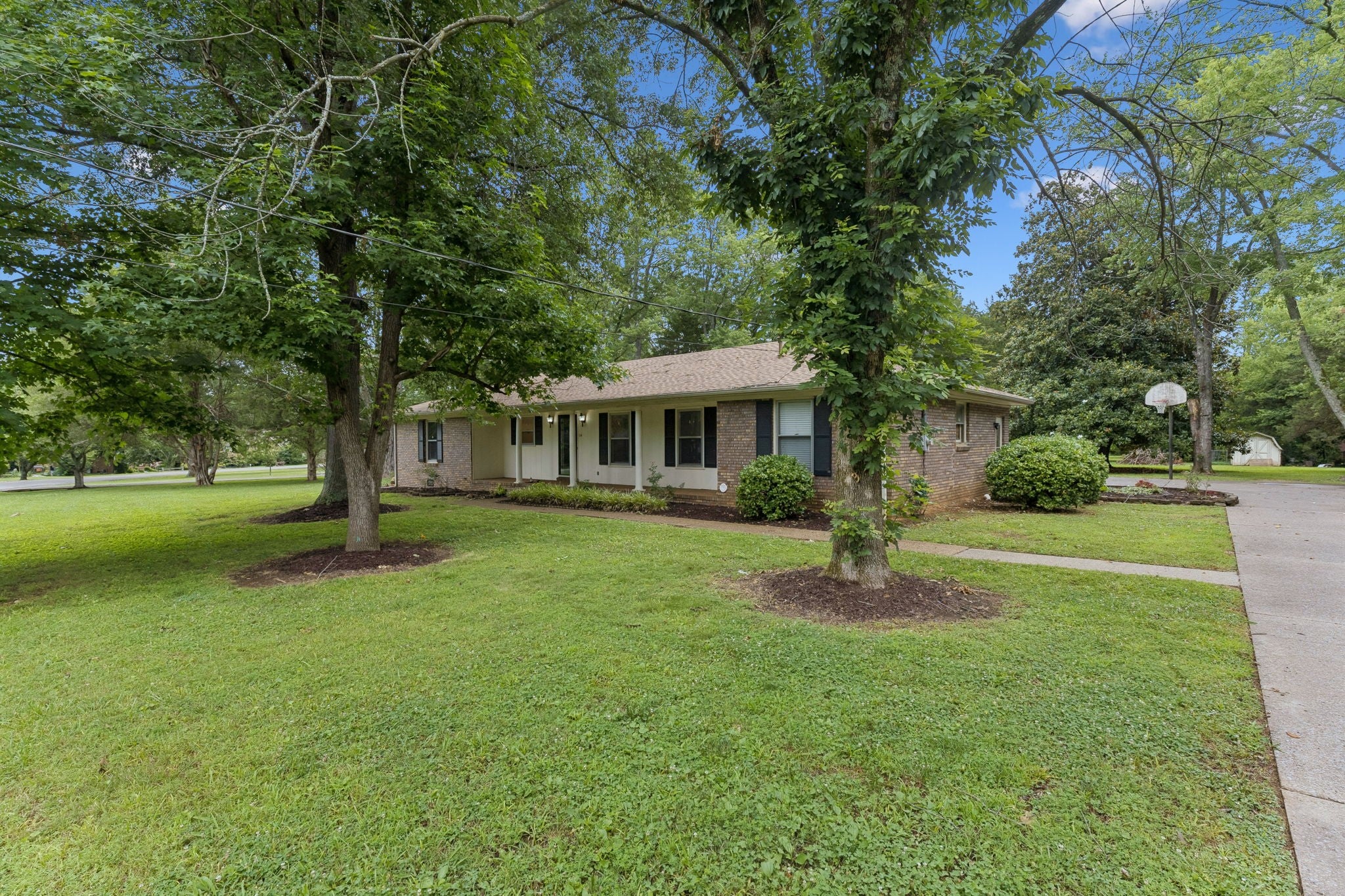 114 Paschal Dr