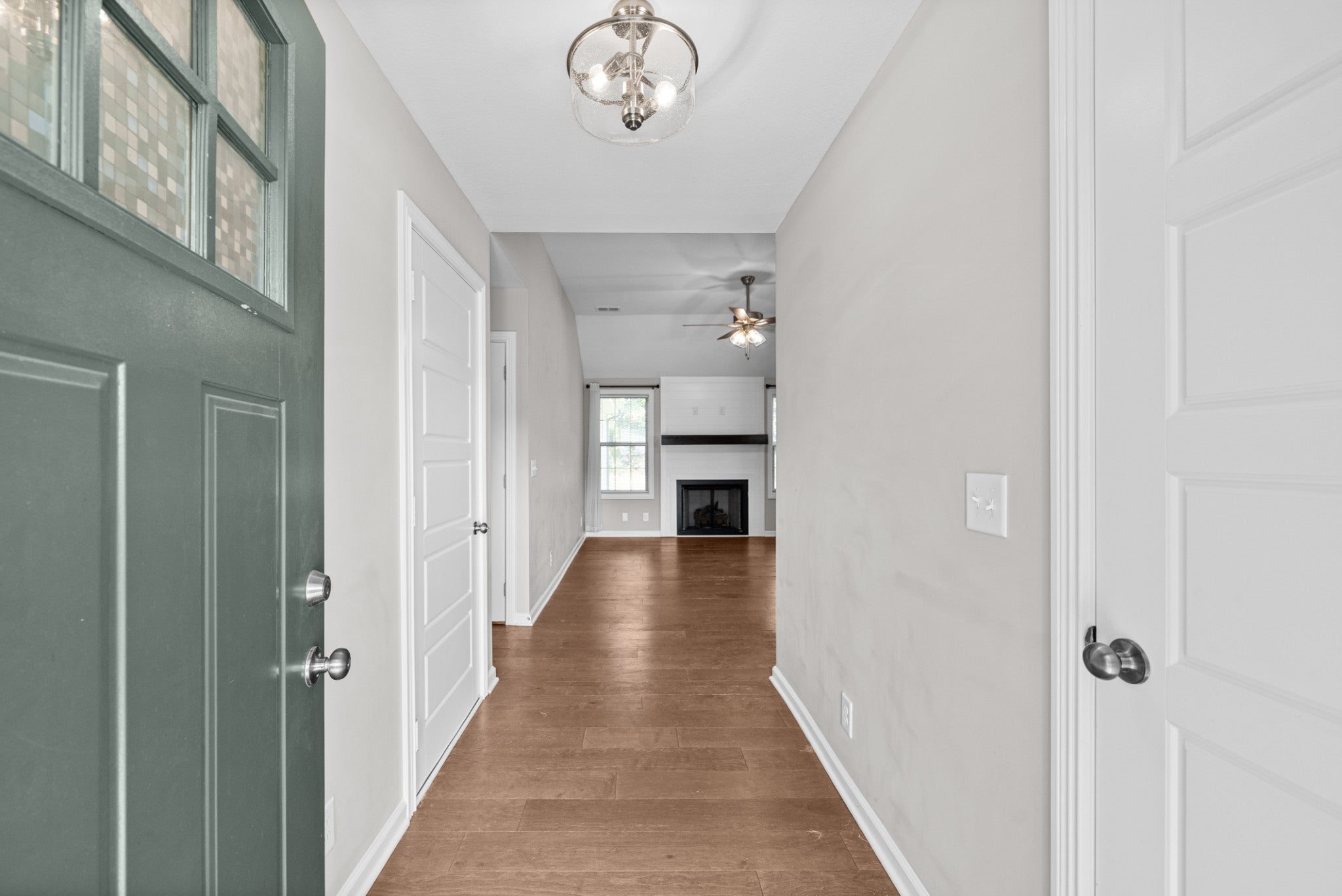 1493 Fredrick Dr