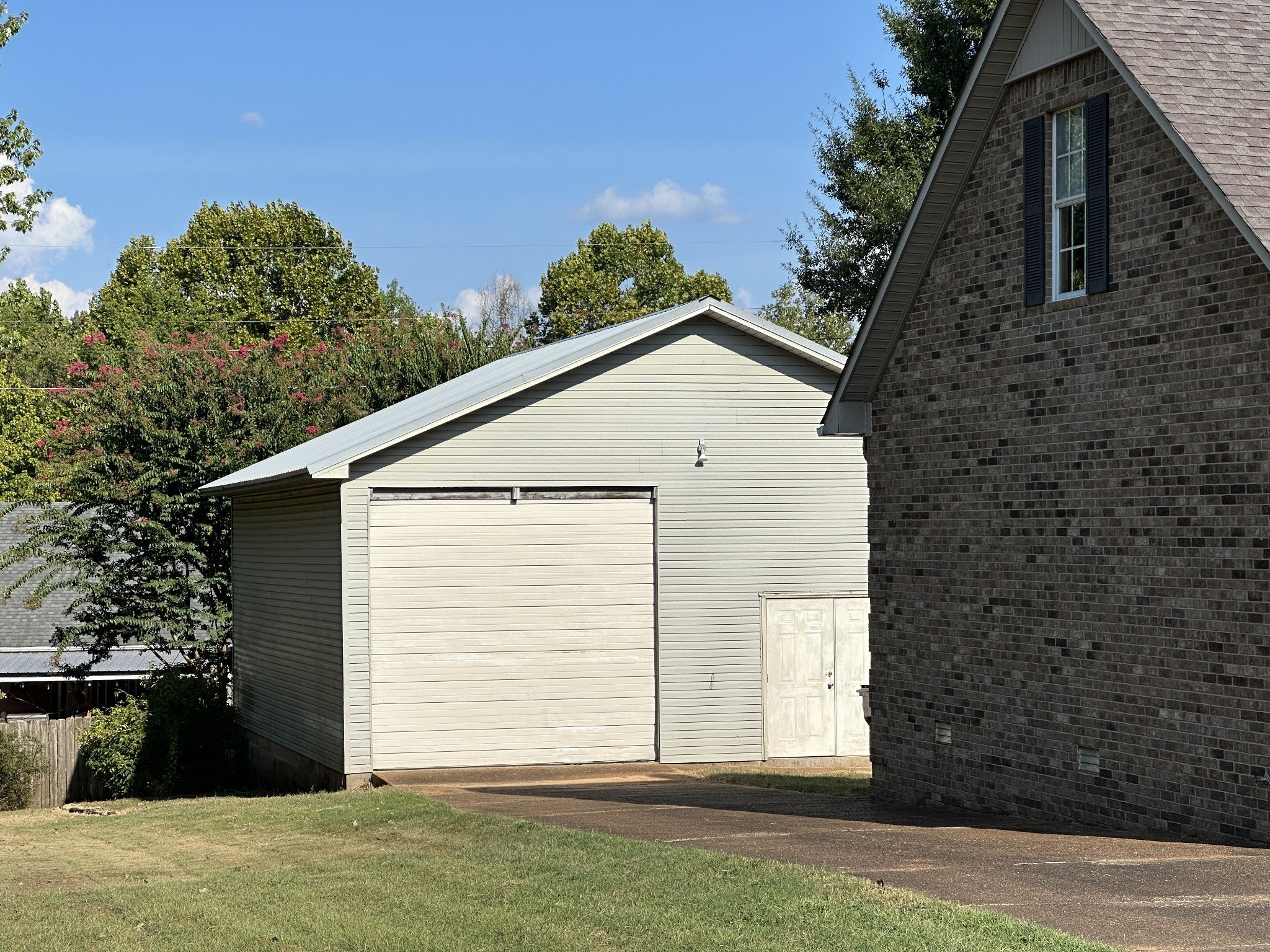 94 New Renfroe St