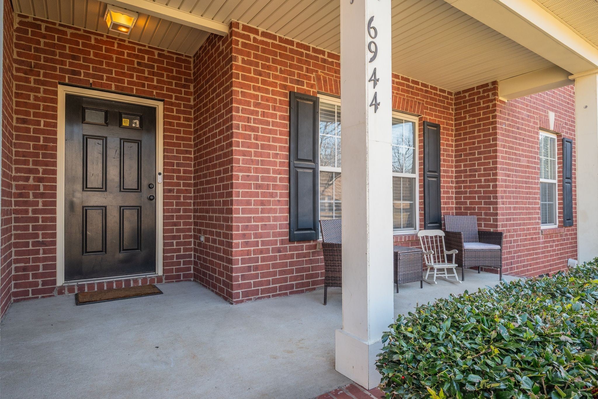 3-bed home for sale in Nashville, TN 37211, 6944 Sunnywood Dr 6944 Sunnywood Dr, Nashville TN 37211 3-bed home, photo 3 of 30