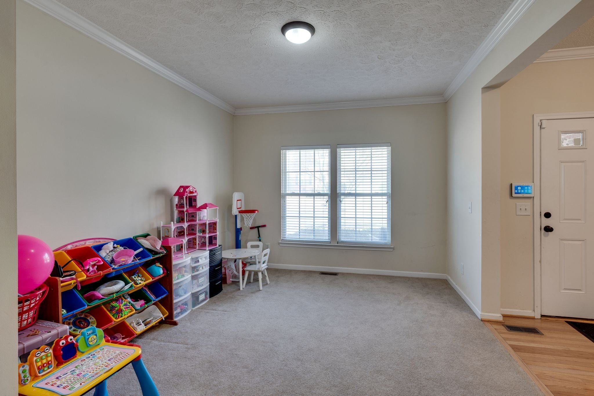 3-bed home for sale in Nashville, TN 37211, 6944 Sunnywood Dr 6944 Sunnywood Dr, Nashville TN 37211 3-bed home, photo 5 of 30