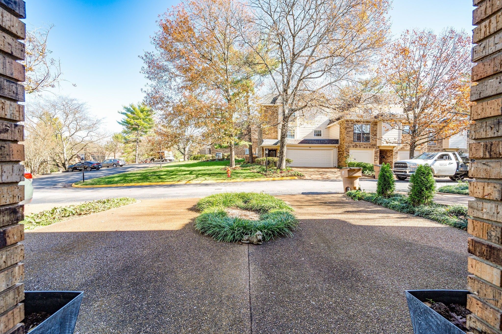 Nashville, Tennessee 37205, United States, 3 Bedrooms Bedrooms, ,3 BathroomsBathrooms,Residential,Active,6569