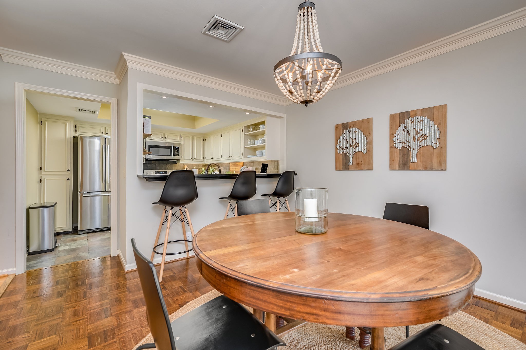 Nashville, Tennessee 37205, United States, 3 Bedrooms Bedrooms, ,3 BathroomsBathrooms,Residential,Active,6569