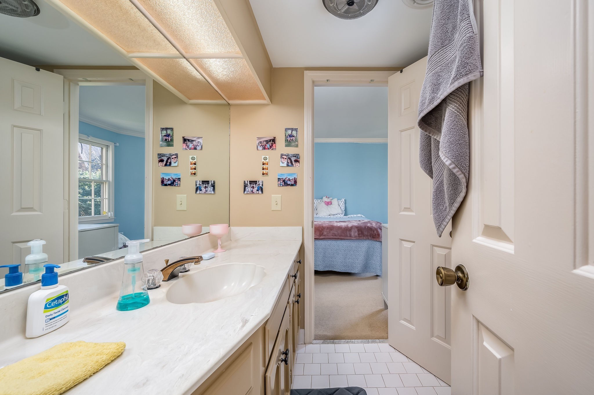 Nashville, Tennessee 37205, United States, 3 Bedrooms Bedrooms, ,3 BathroomsBathrooms,Residential,Active,6569