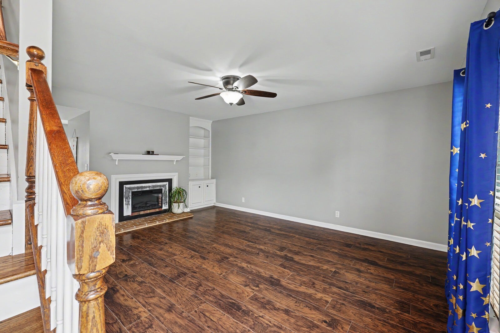 719 Fox Ridge Dr