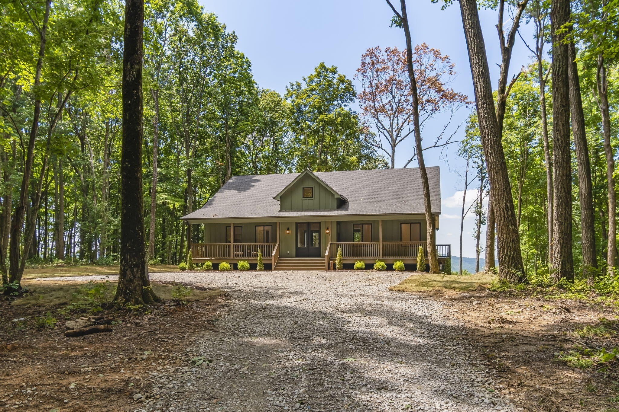 824 Valley View Drive