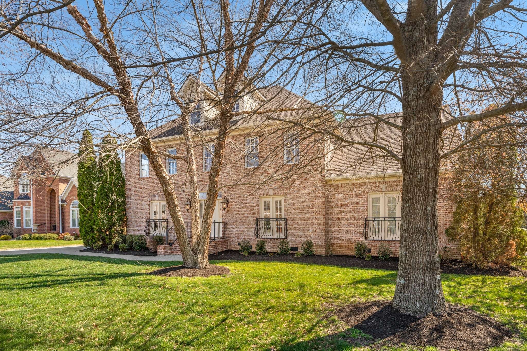 1413 Bradberry Dr