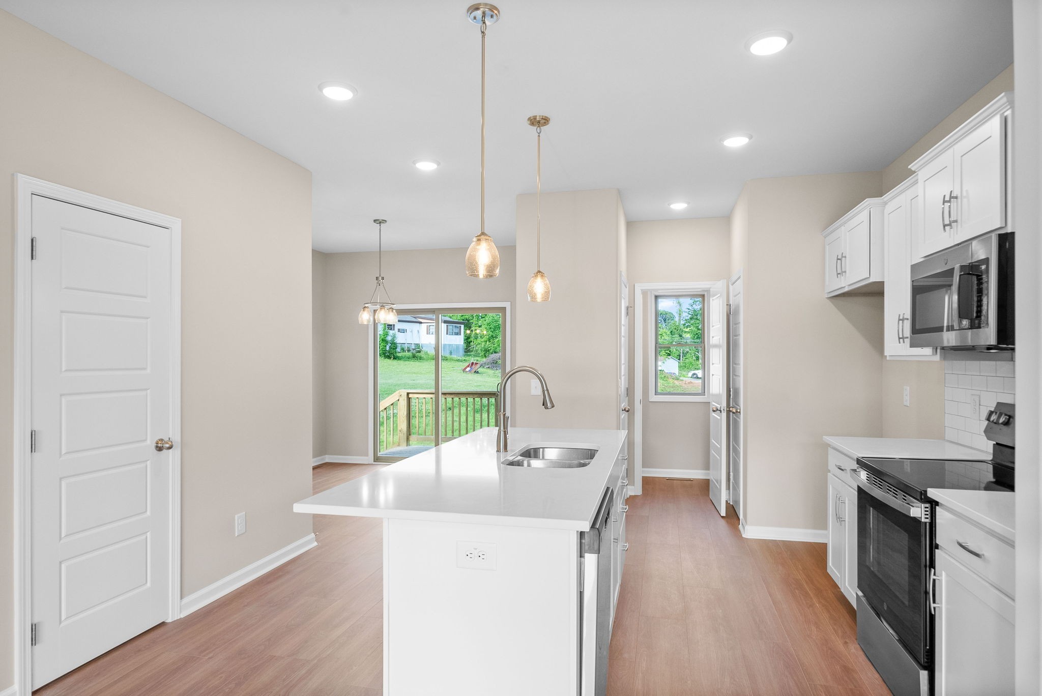 102 Colson Rd