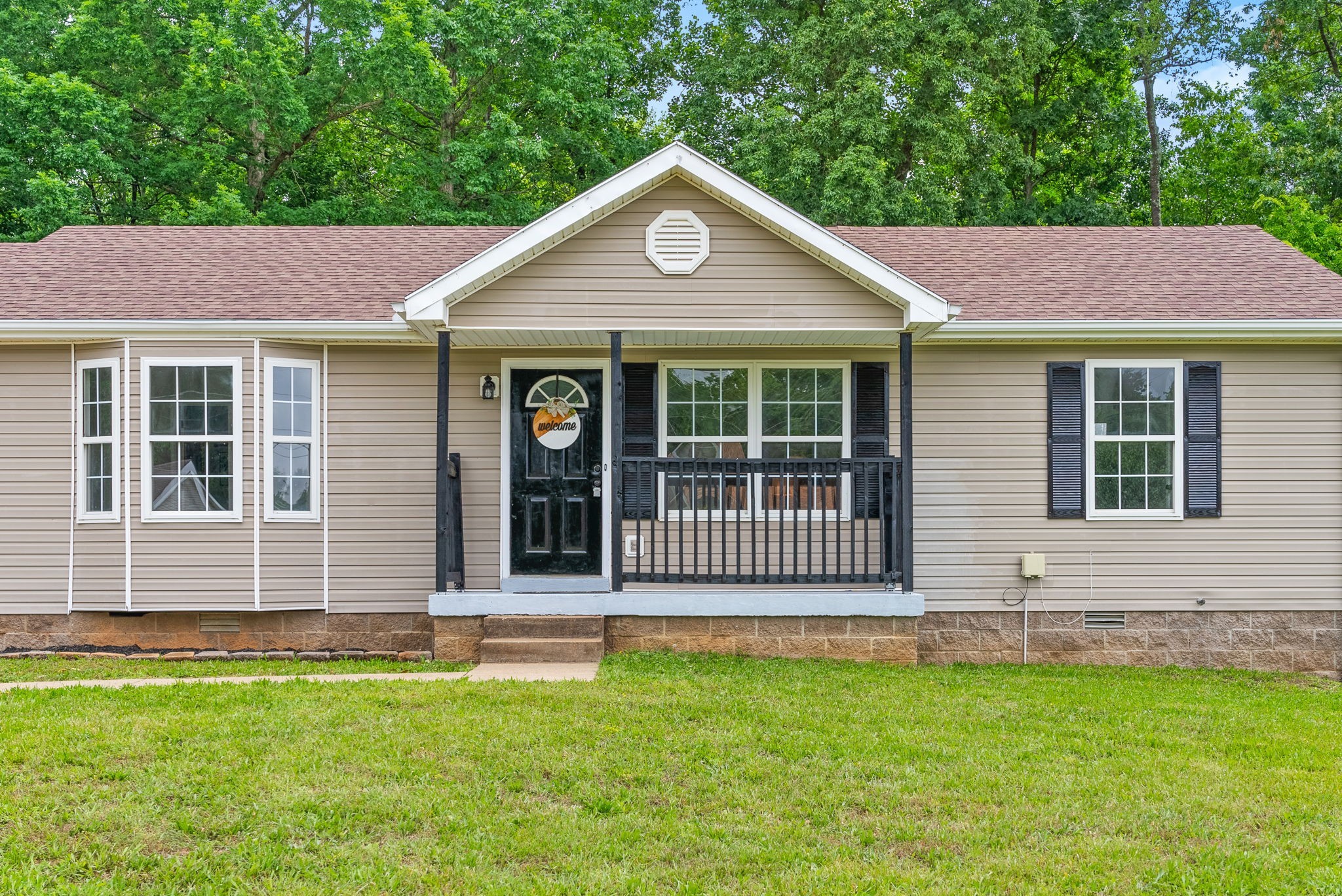 271 Golden Pond Ave