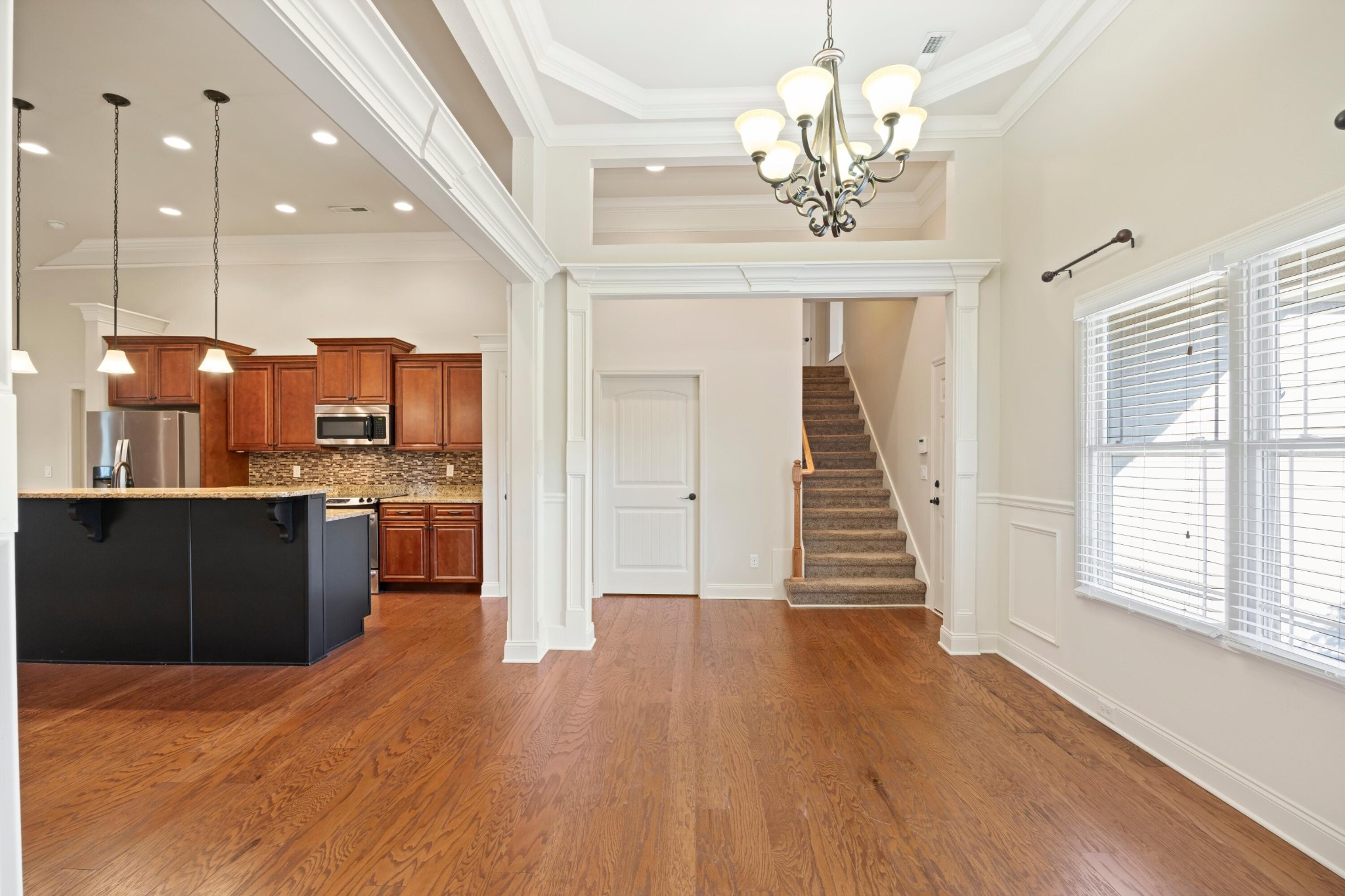 5940 Sunset Canyon Drive