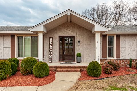 144 Allen Dr Hendersonville TN 37075