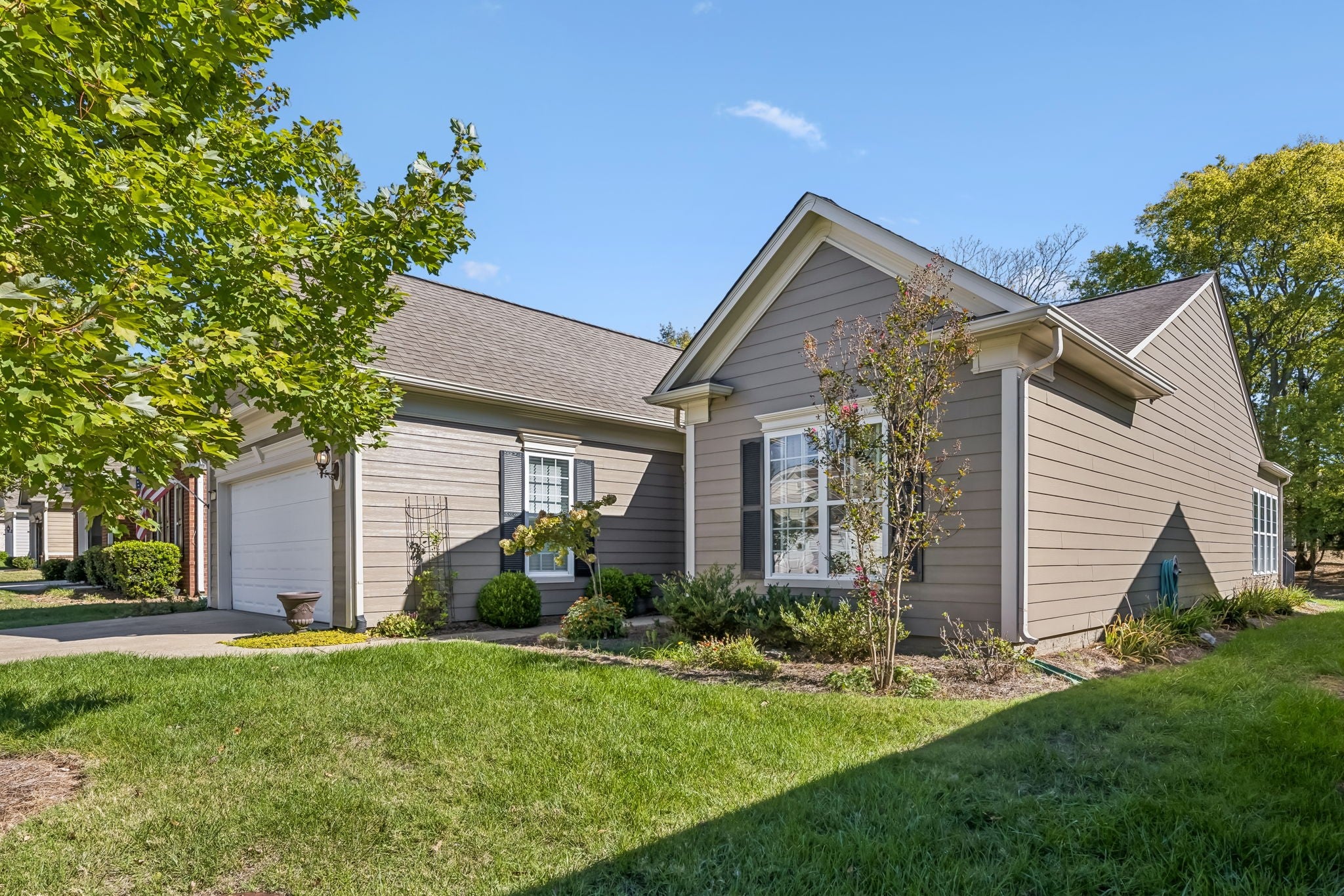 171 Navy Cir