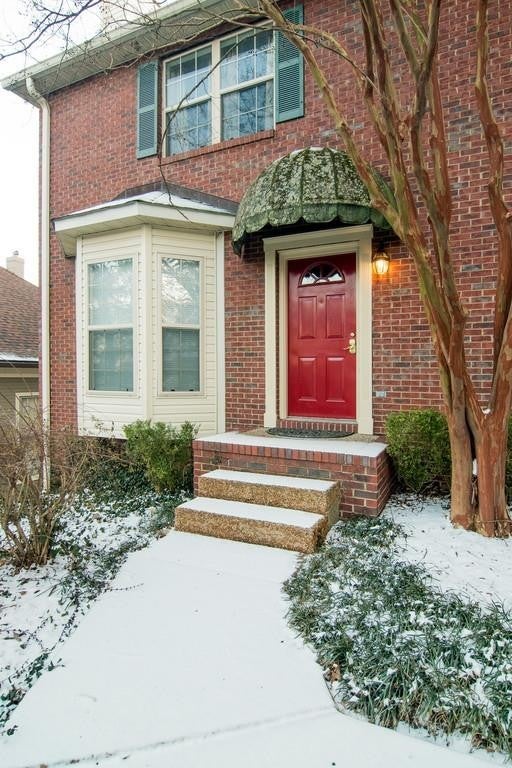 3105 Dudley Ave