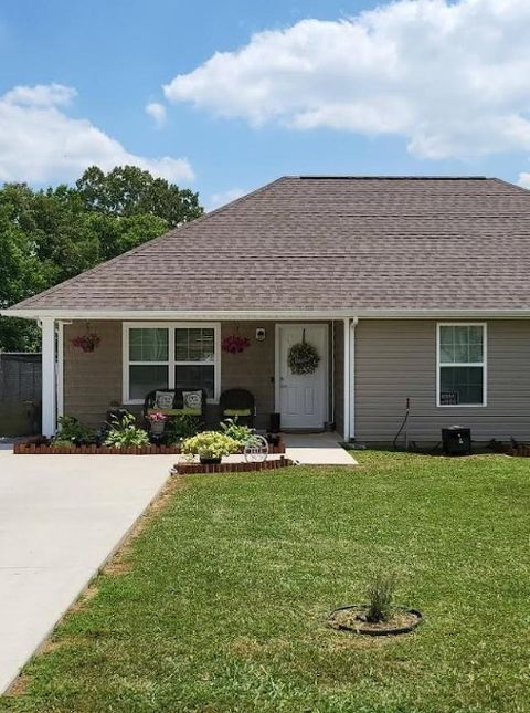 1414 Triple K Ave Lawrenceburg TN 38464