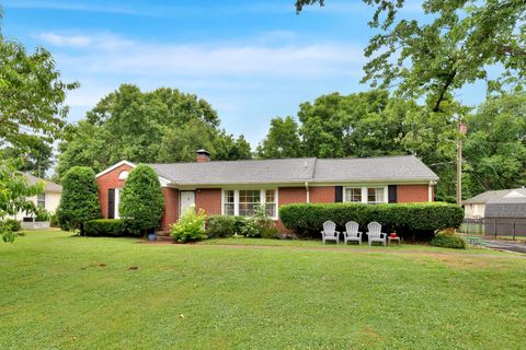 604 Rochelle Dr Nashville TN 37220