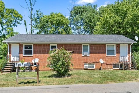 427 Circle Dr B Clarksville TN 37043