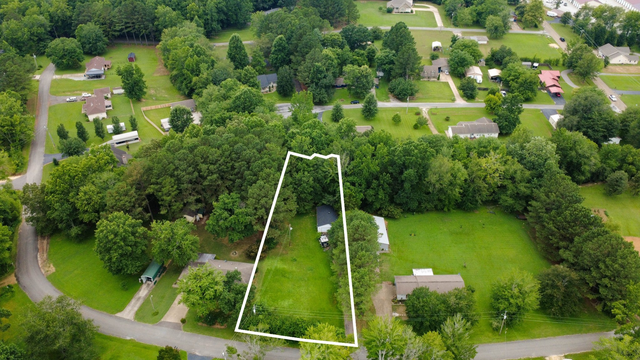 96 Meadowood Dr