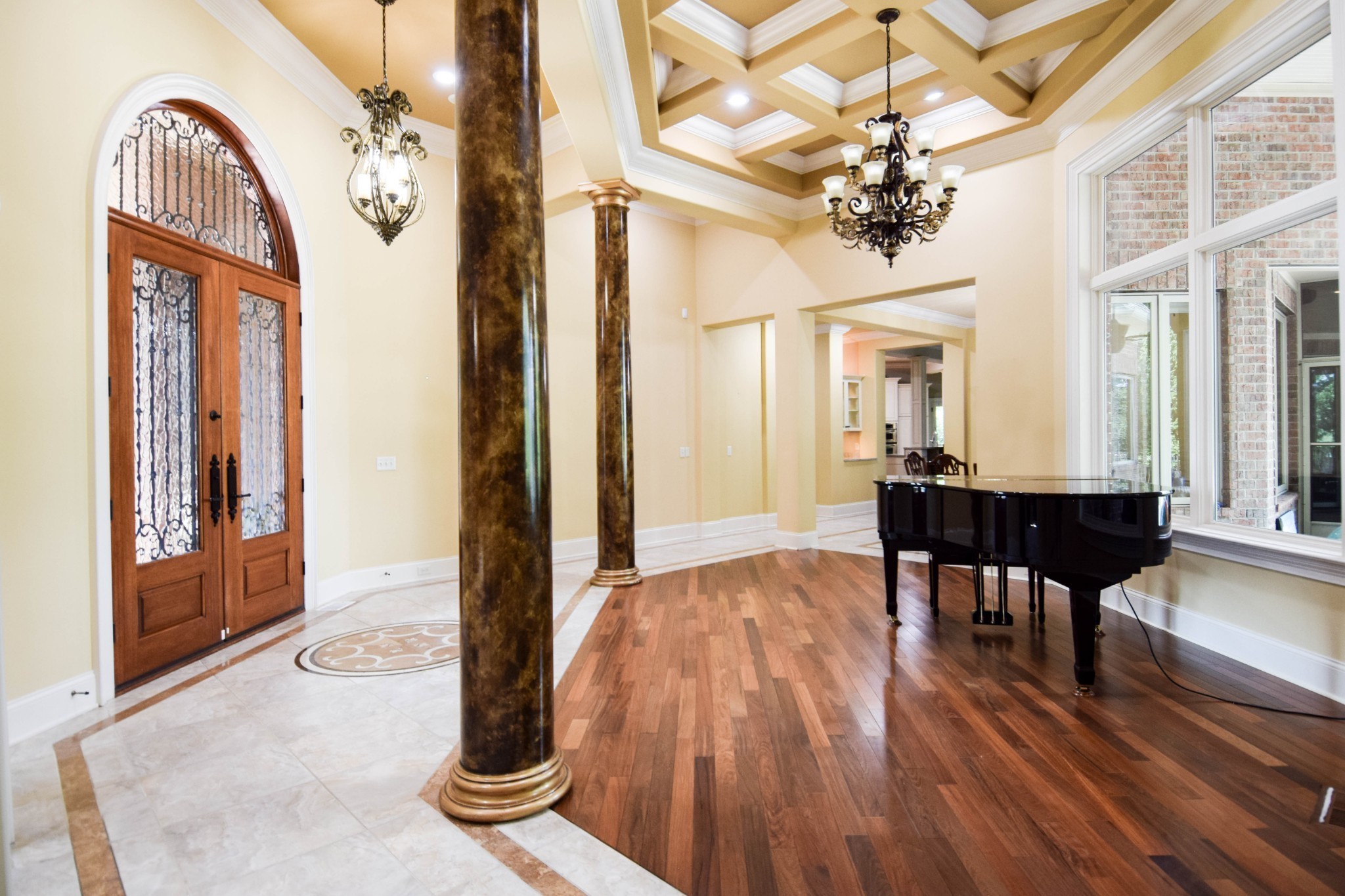 Gallatin, Tennessee, 37066, United States, 4 Bedrooms Bedrooms, ,5 BathroomsBathrooms,Residential,Active,2036684