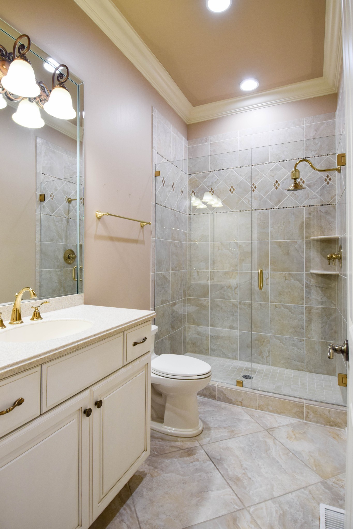 Gallatin, Tennessee, 37066, United States, 4 Bedrooms Bedrooms, ,5 BathroomsBathrooms,Residential,Active,2036684