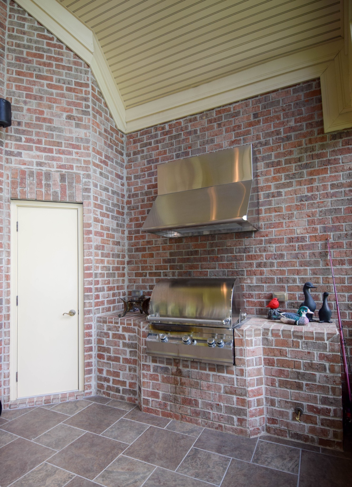 Gallatin, Tennessee, 37066, United States, 4 Bedrooms Bedrooms, ,5 BathroomsBathrooms,Residential,Active,2036684