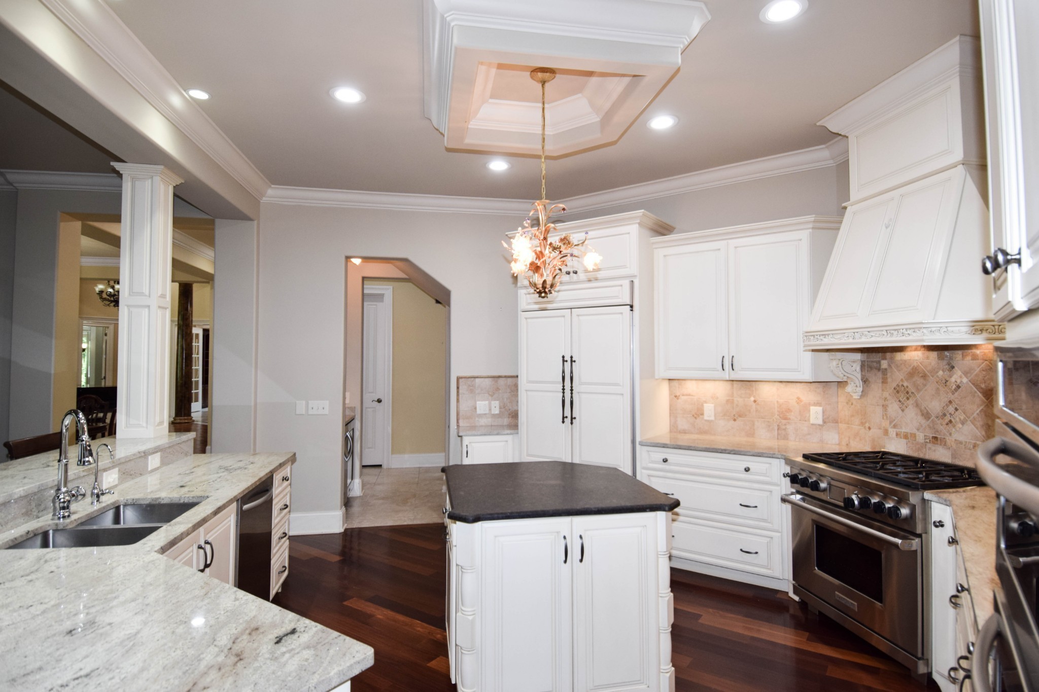 Gallatin, Tennessee, 37066, United States, 4 Bedrooms Bedrooms, ,5 BathroomsBathrooms,Residential,Active,2036684