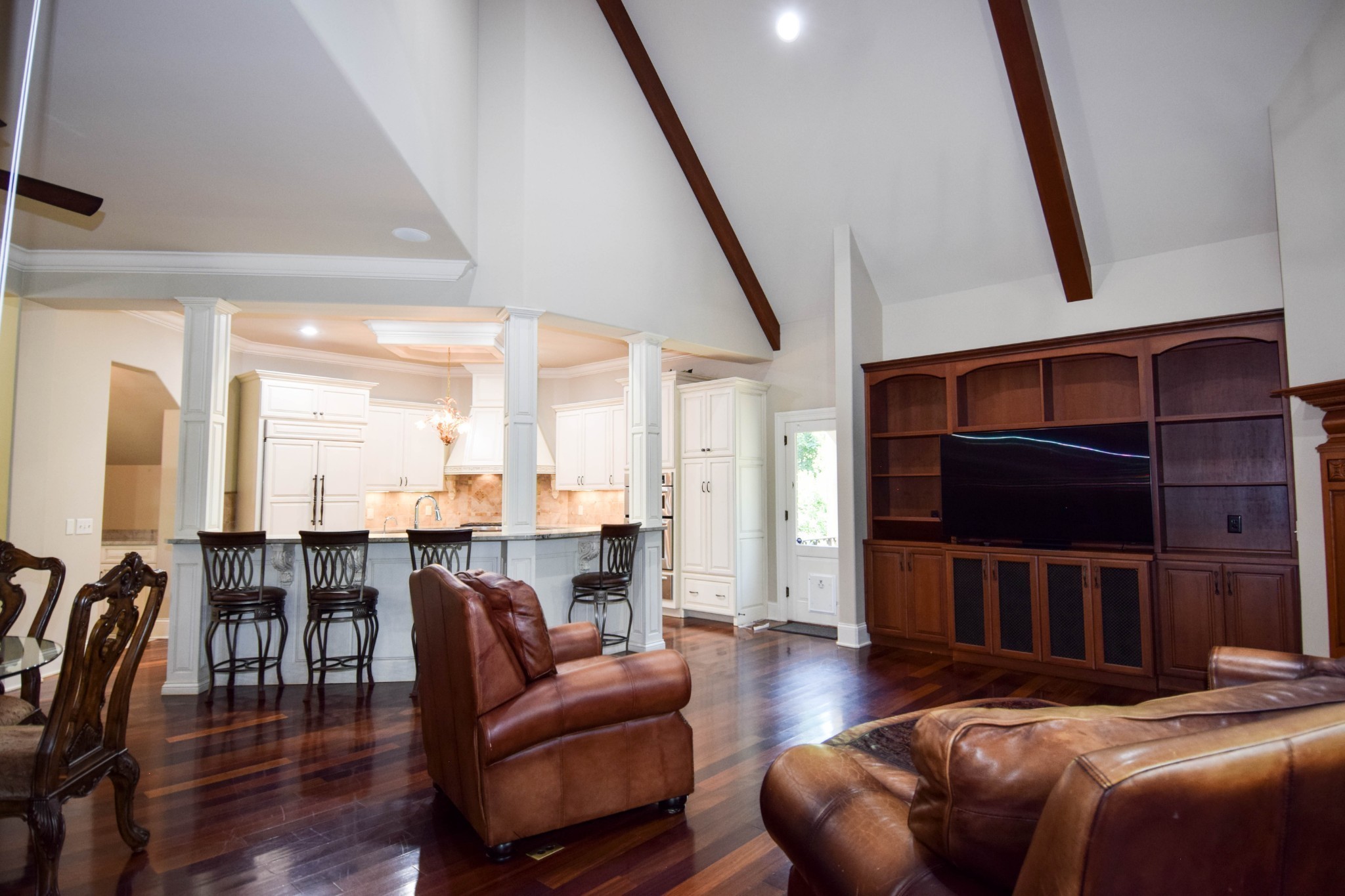 Gallatin, Tennessee, 37066, United States, 4 Bedrooms Bedrooms, ,5 BathroomsBathrooms,Residential,Active,2036684