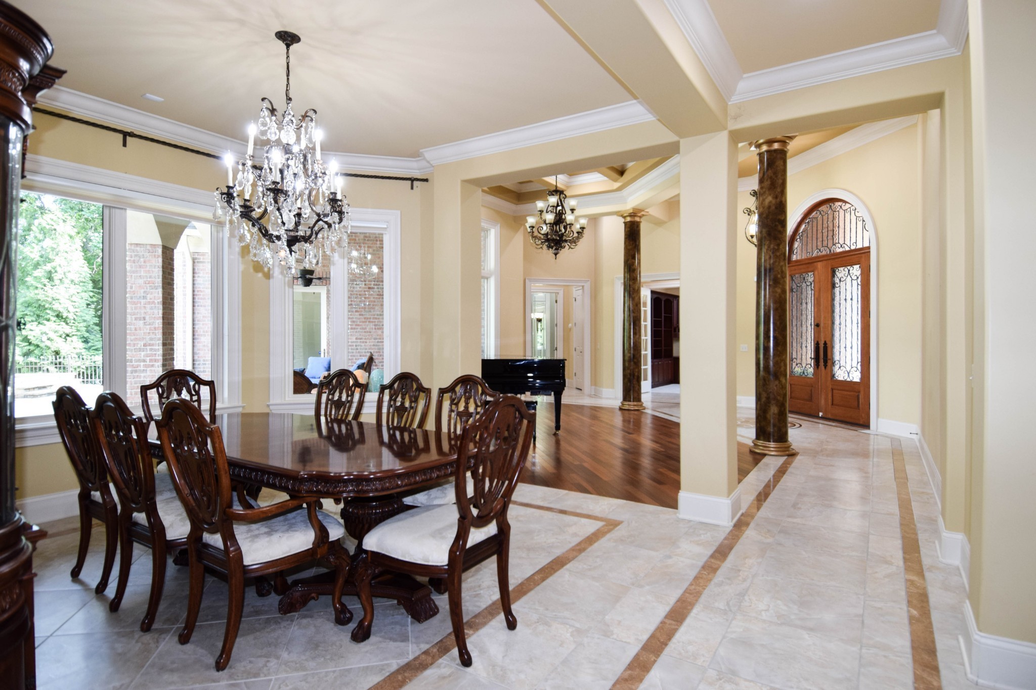 Gallatin, Tennessee, 37066, United States, 4 Bedrooms Bedrooms, ,5 BathroomsBathrooms,Residential,Active,2036684