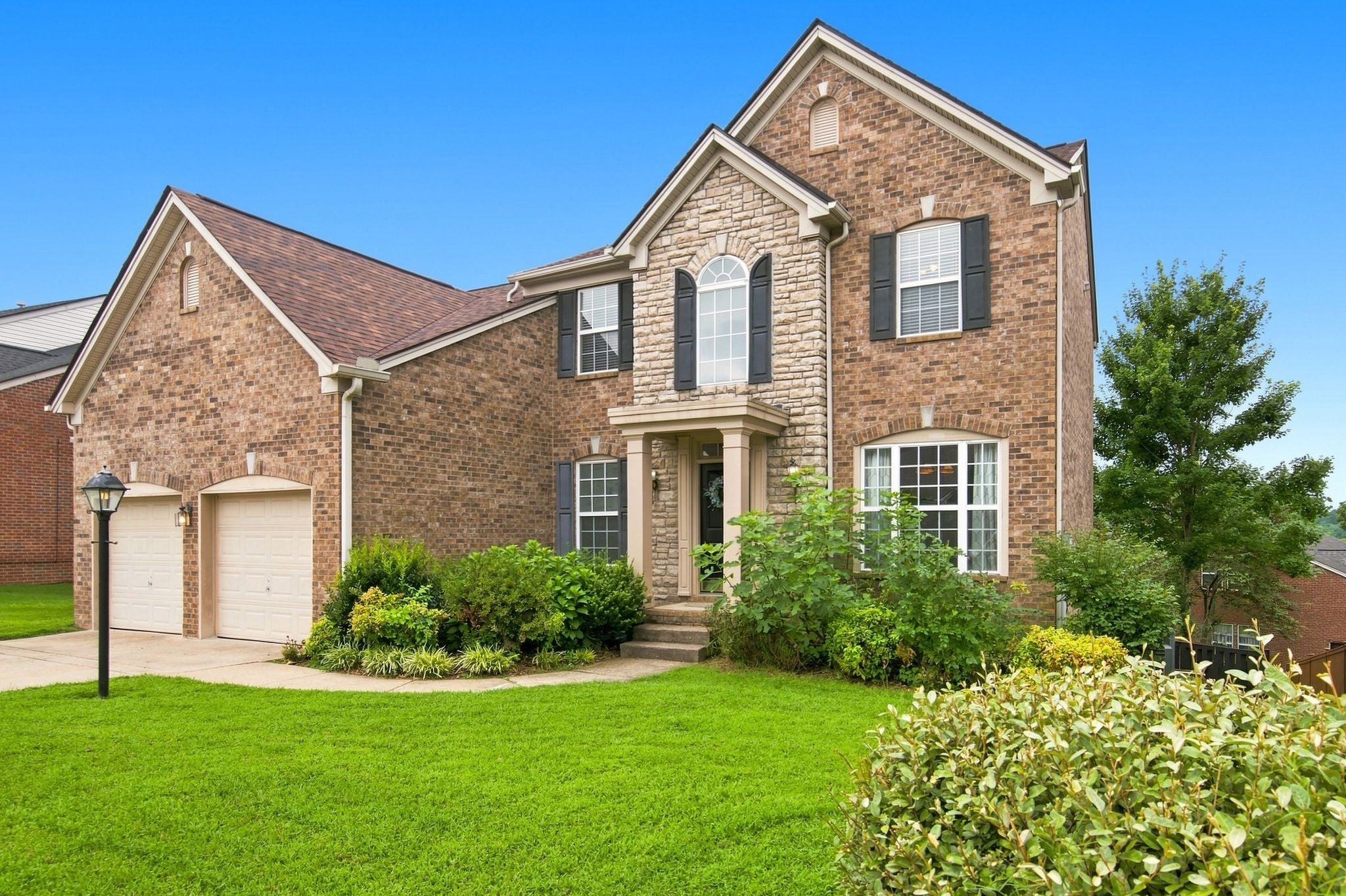 3033 Brookview Forest Dr