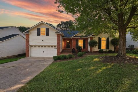 725 E Woodlands Trl Nashville TN 37211