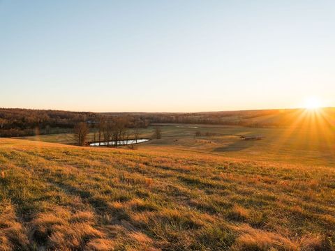 6421 Pinewood Rd Nunnelly TN 37137