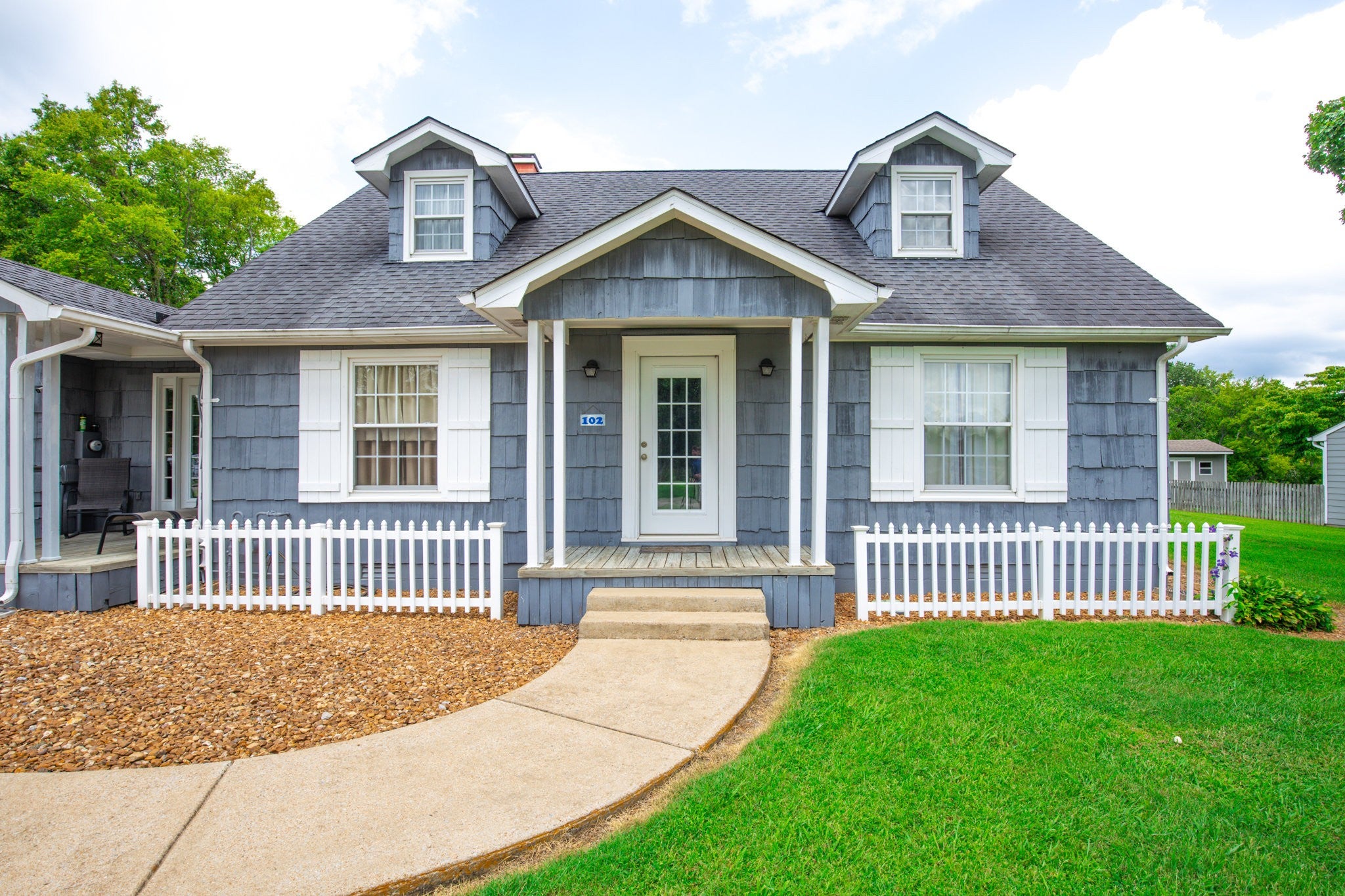 102 Revere Dr