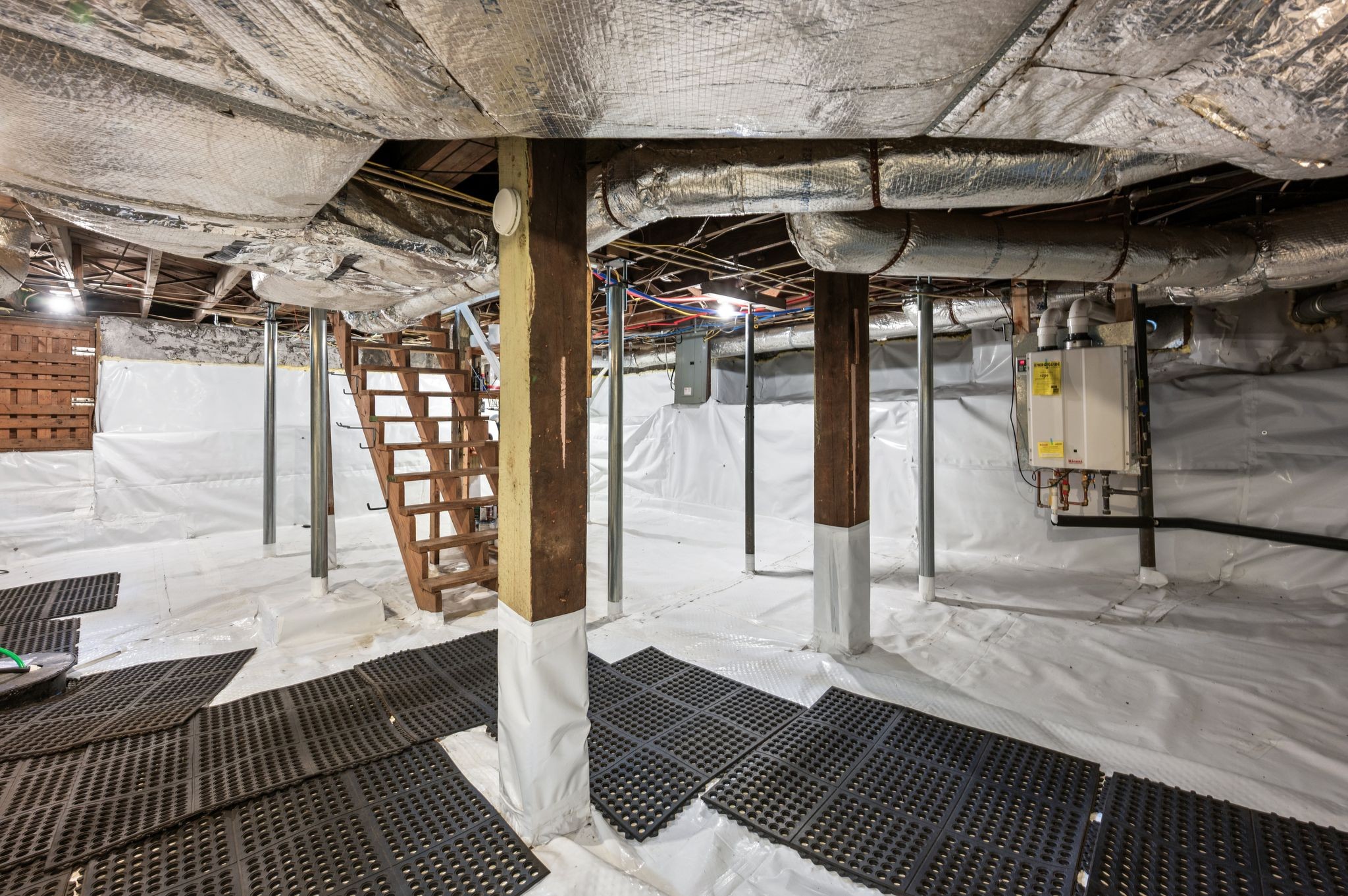 Nashville, Tennessee 37212, United States, 3 Bedrooms Bedrooms, ,2 BathroomsBathrooms,Residential,Active,201485